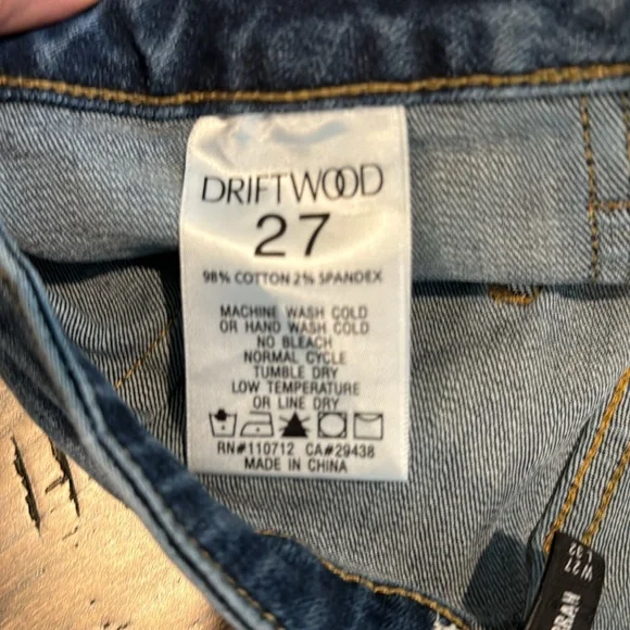 Driftwood Farrah Jeans - Picture 3 of 4